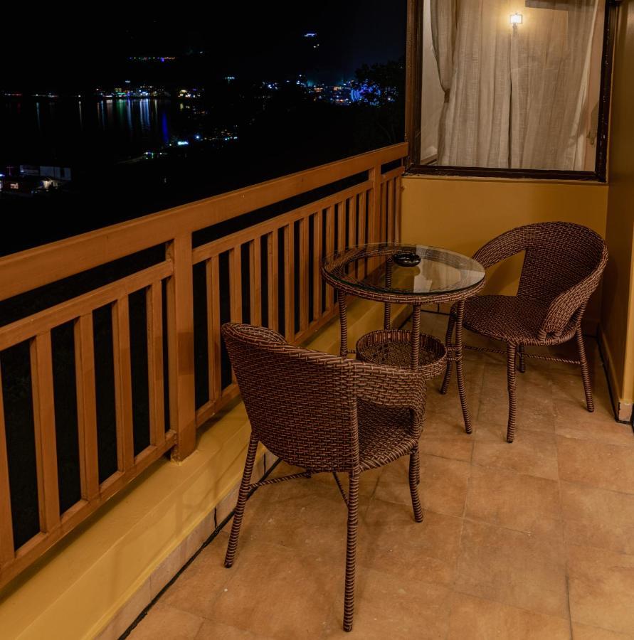 Hotel Fewa Camp Pokhara Exterior photo